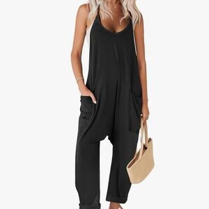Black Sleeveless V-Neck Women's Jumpsuit with Pockets